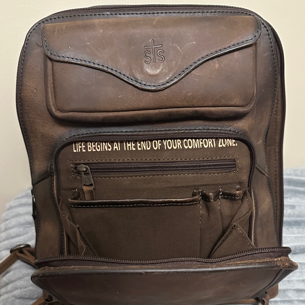 STS Ranchwear Tan Leather Backpack - Picture 10 of 12
